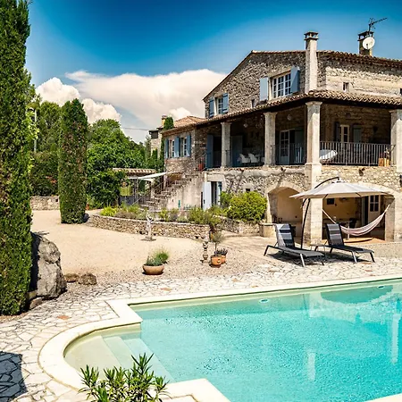 Homestay Le Bel Endroit
